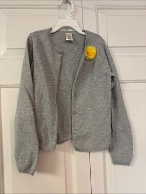 Gymboree Light Gray Cotton Top with Yellow Logo Tag
